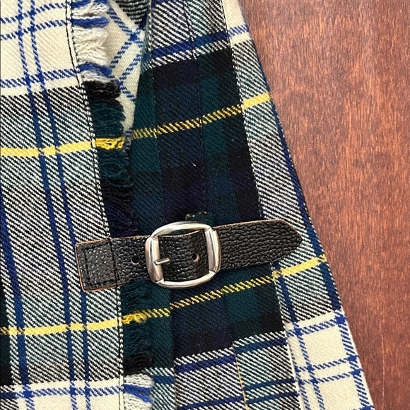 Hyland Vintage Pleated Tartan A-Line Skirt with Buckle Details, Size 0 (Size 24) - Picture 5 of 10